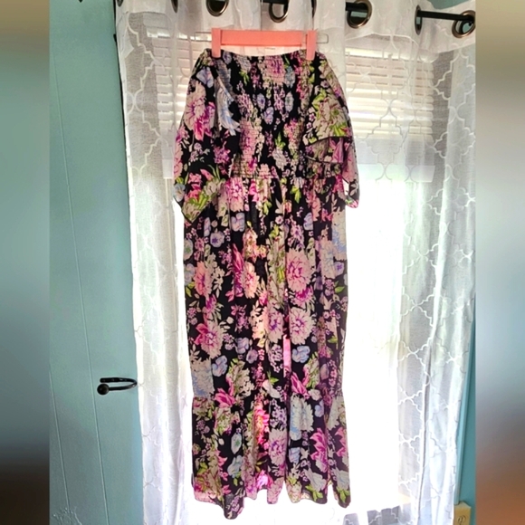 Floral Patterned off or on shoulder Dress SHEIN - Picture 4 of 4